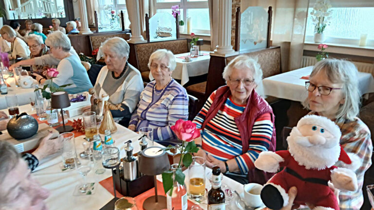 Leckerem Essen und viel Spaß beim Gräuelwichteln